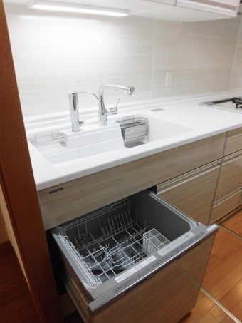 ホーロークリーンレンジフードでお手入れ楽々キッチンに ホーロークリーンレンジフードでお手入れ楽々キッチンに